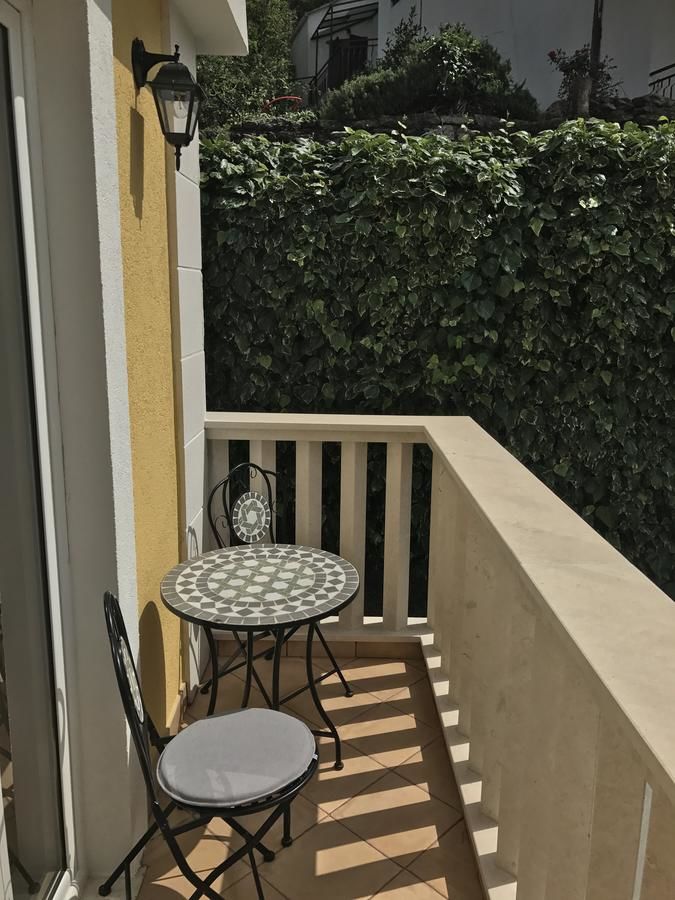 Апартаменты Apartment Luća Херцег-Нови