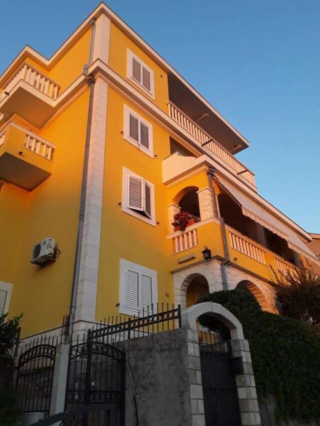 Апартаменты Apartment Luća Херцег-Нови-34